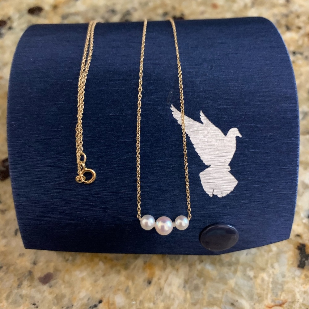NEW Heirloom White Isle Cultured Pearl Necklaces